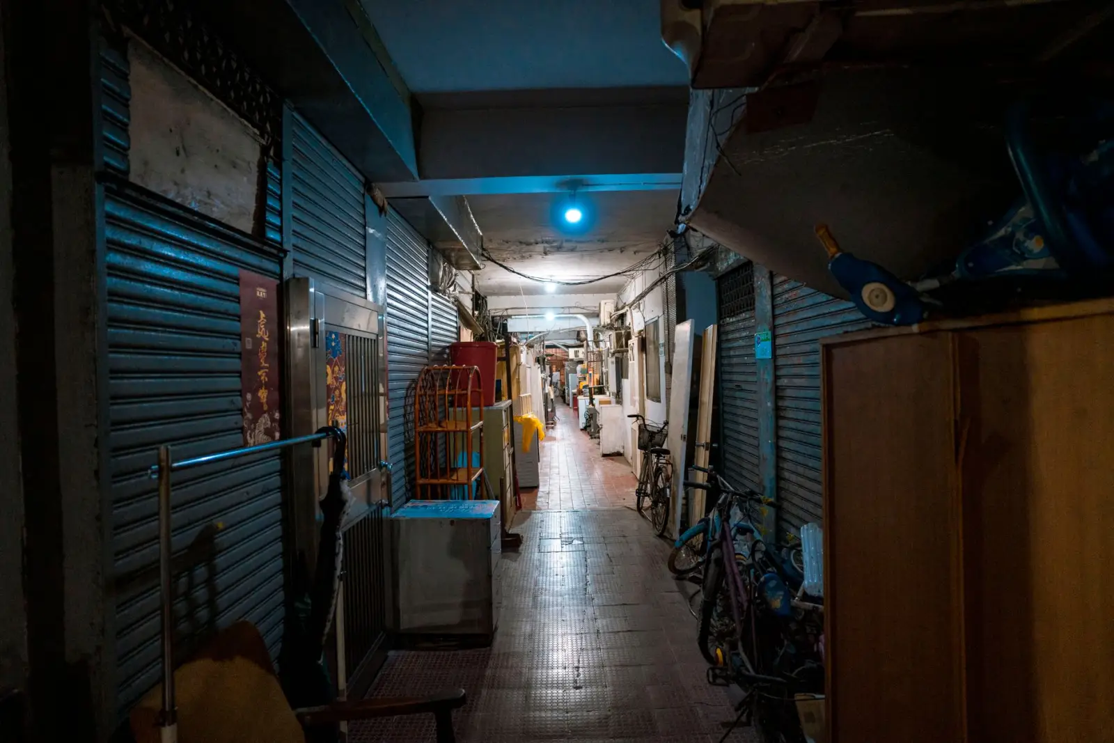 商场酒店照明方案:筒灯与轨道灯搭配应用指南